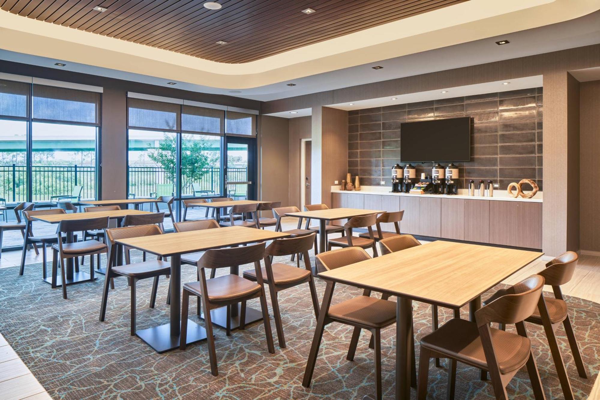 Springhill Suites By Marriott Orlando Lake Nona Buenaventura Lakes Exterior photo